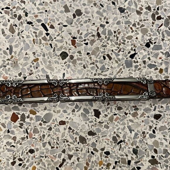 Vintage Cache brown leather silver embellishment buckle belt small s - Picture 3 of 7